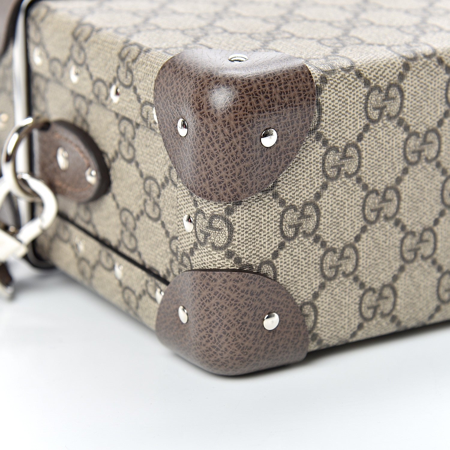 Gucci GG Supreme Monogram Globe-Trotter Beauty Case Brown 8 of 12