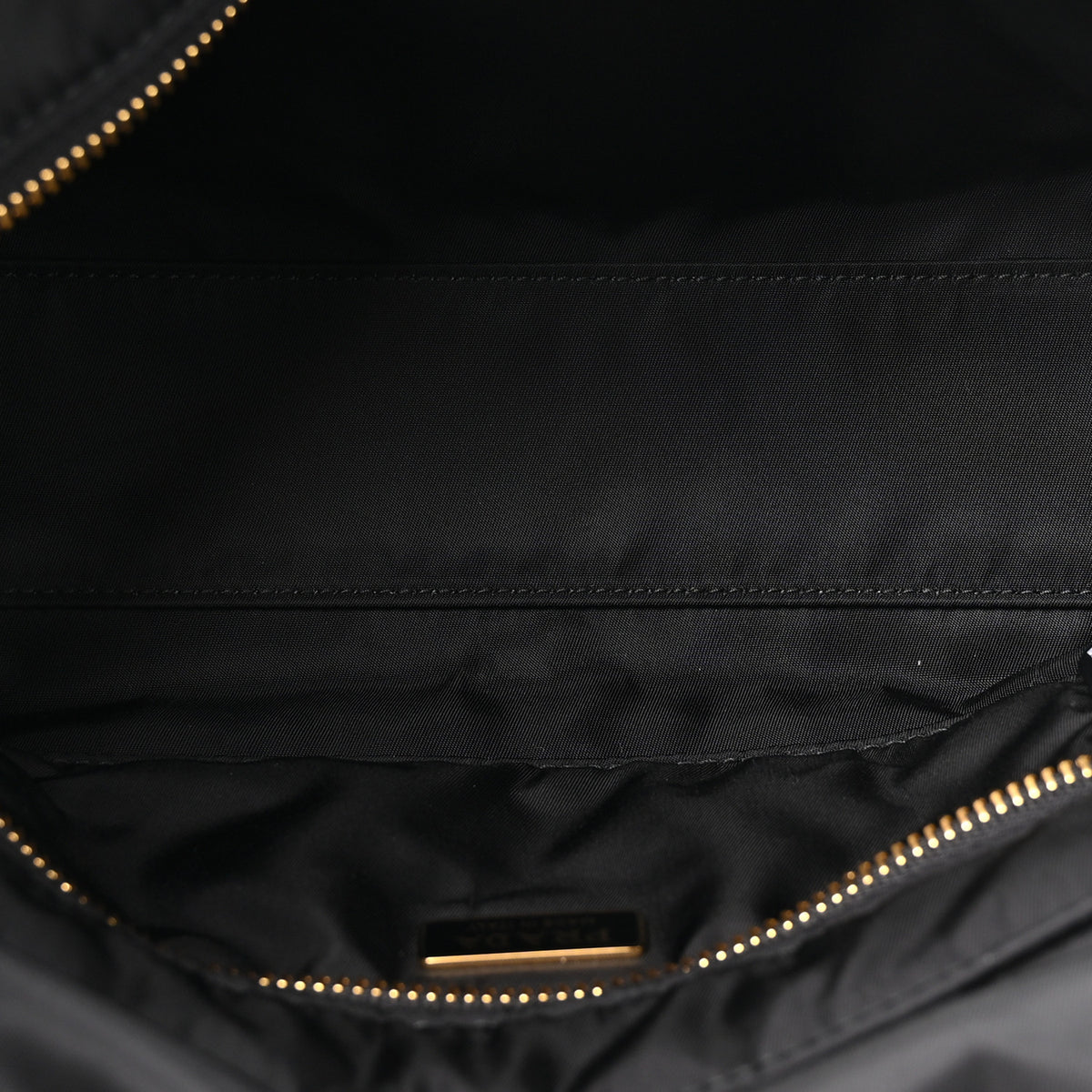 Re-Nylon Medium Explore Shoulder Bag Black