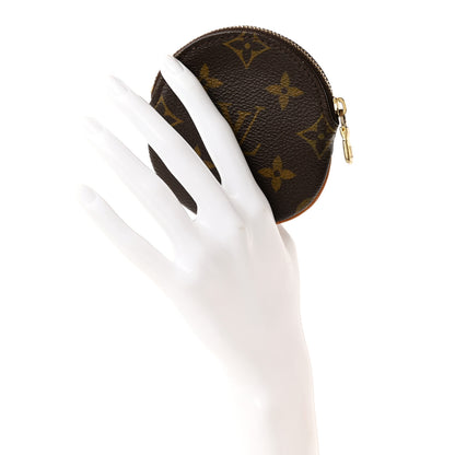 Louis Vuitton Monogram Round Coin Purse 2 of 7