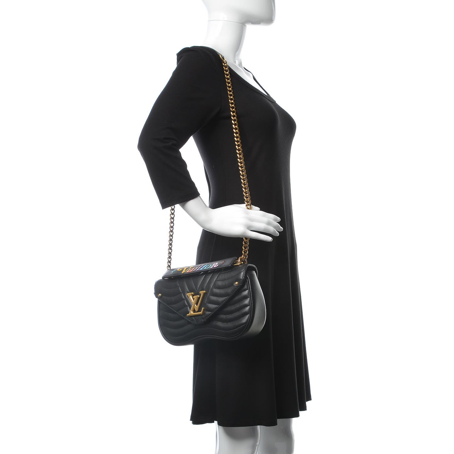 Calfskin New Wave Chain MM Black