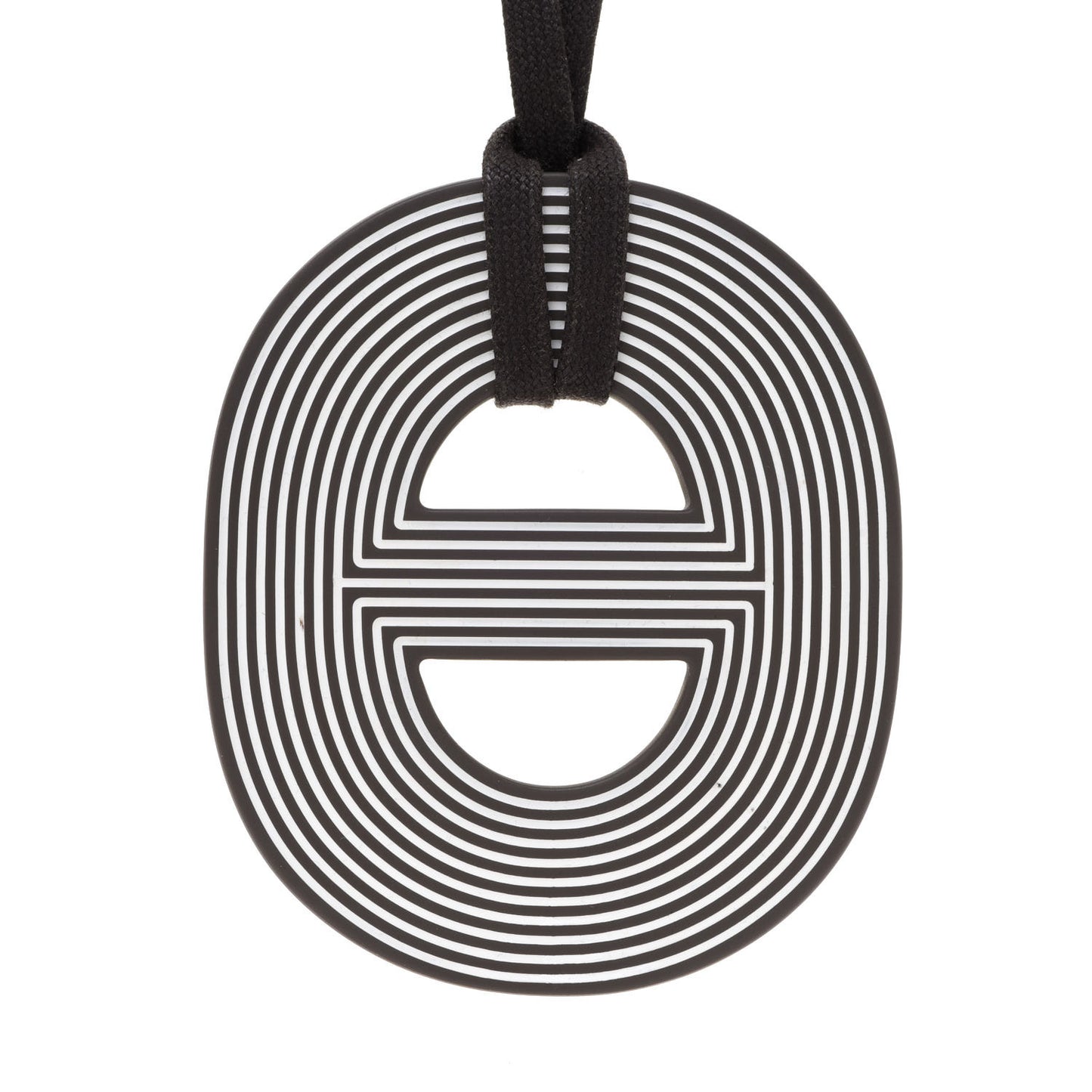 Lacquered Wood Fidelio Grave Necklace Black