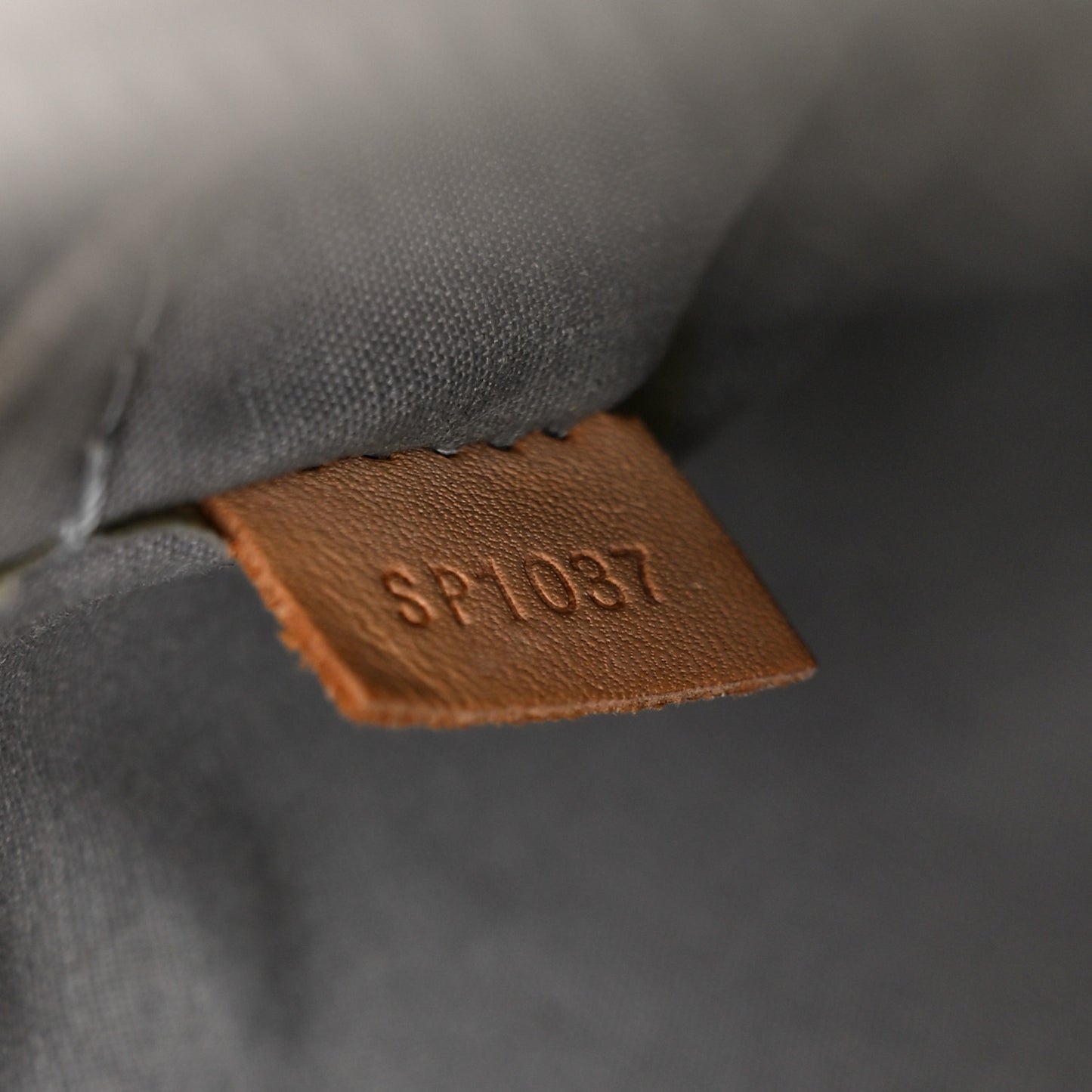 Monogram Miroir Lockit Silver