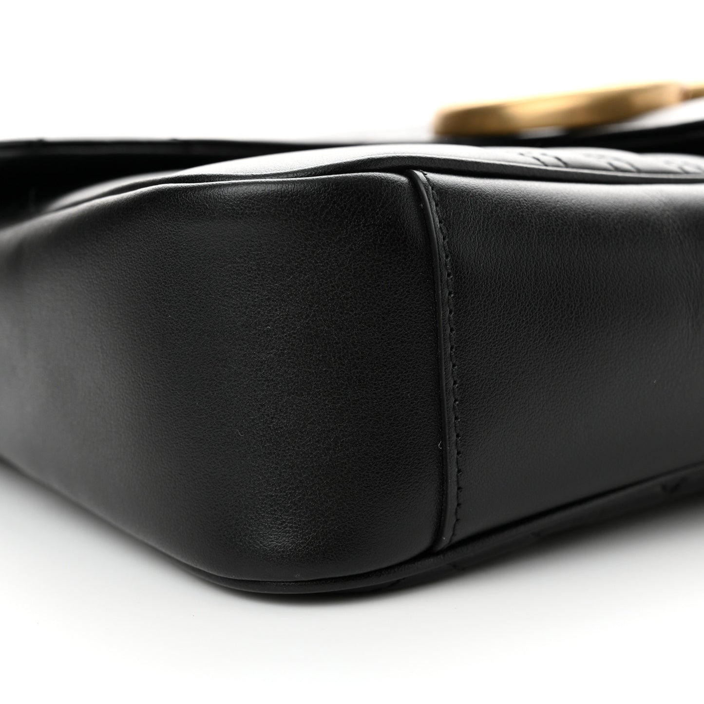 Calfskin Matelasse Medium GG Marmont Shoulder Bag Black