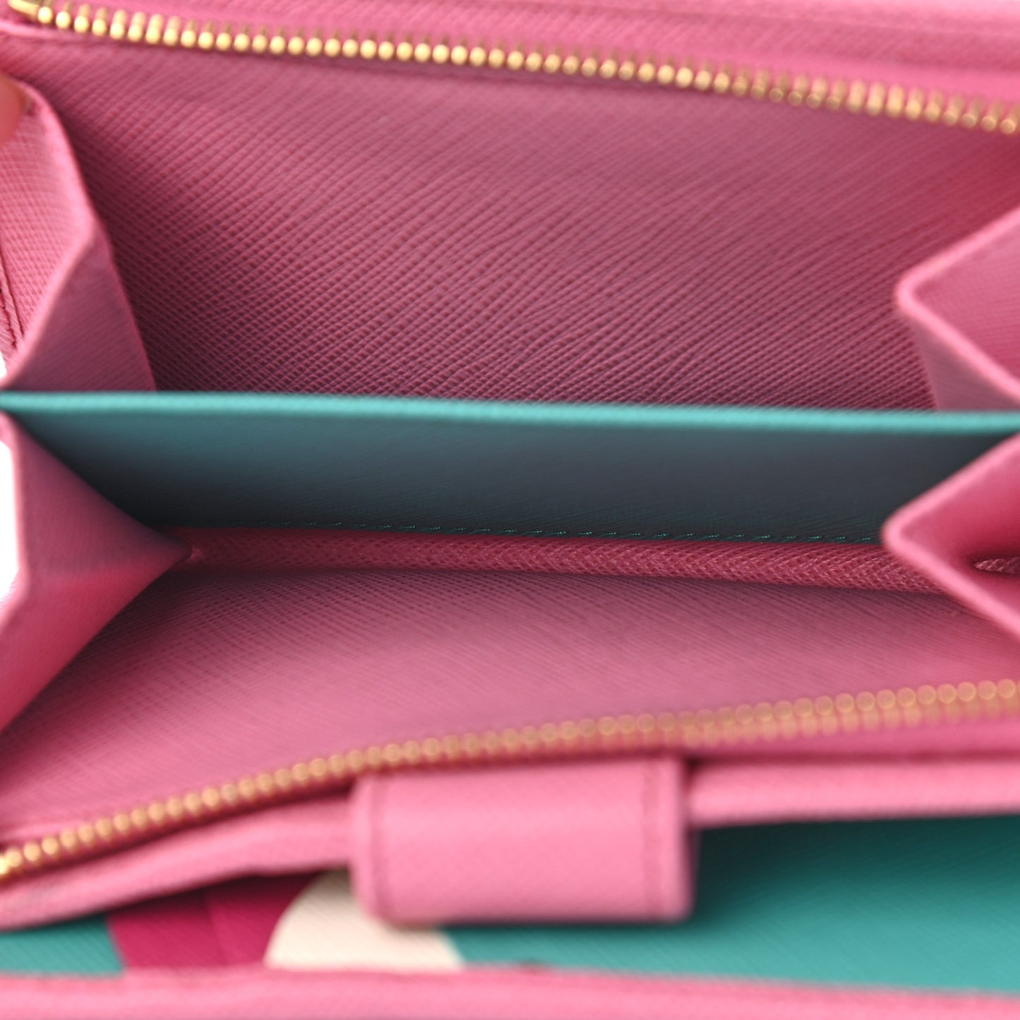 Saffiano Colour Metal Compact Wallet Begonia Giada