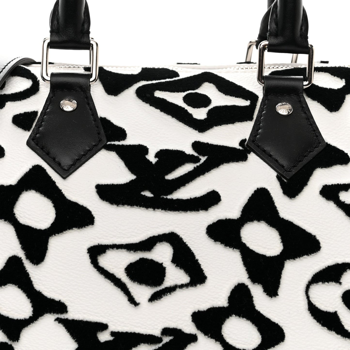X UF Tufted Monogram Speedy Bandouliere 25 White Black