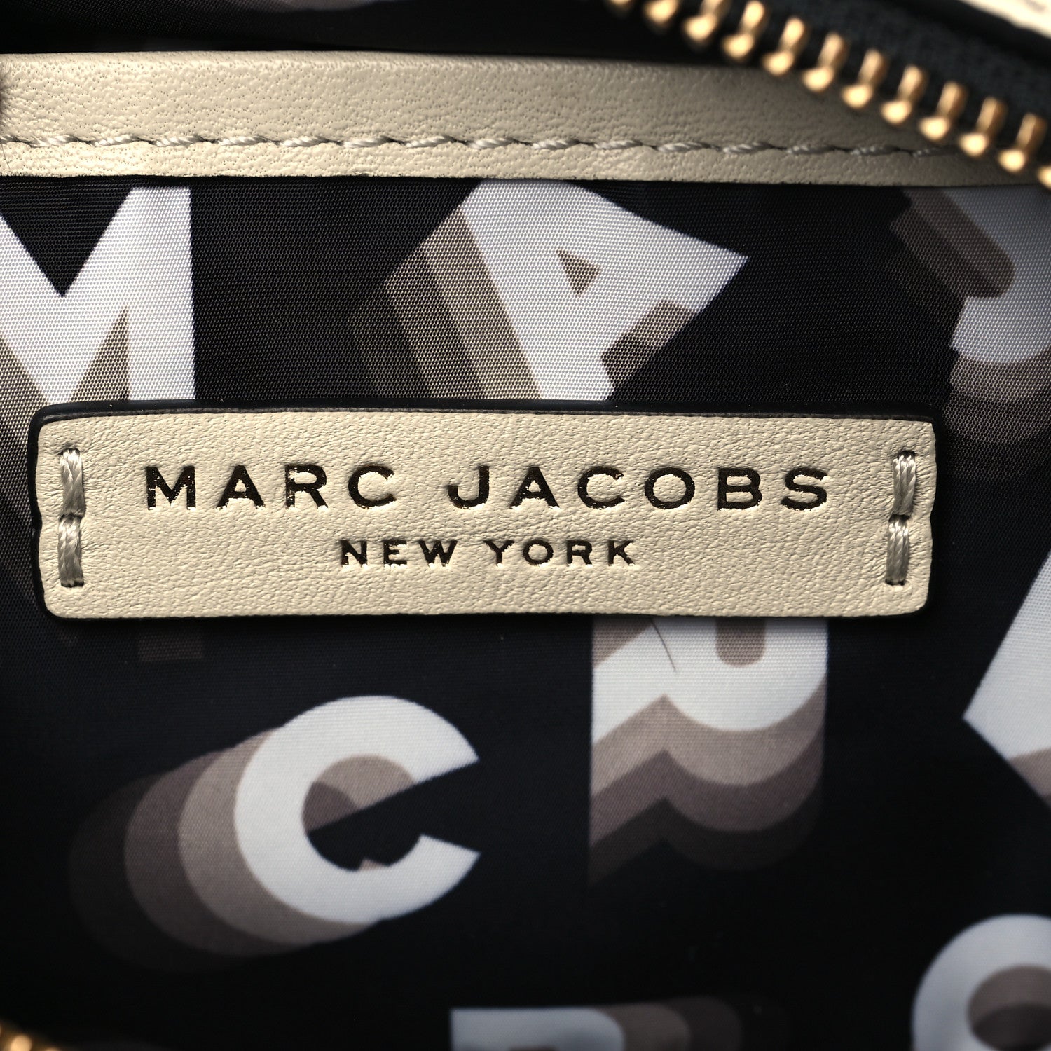 Marc Jacobs Calfskin Signet Flash Camera Bag White 5 of 6