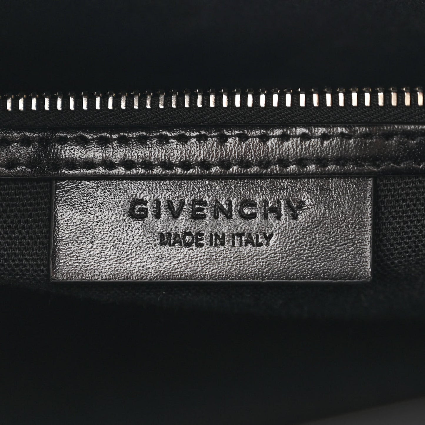Shiny Lord Calfskin Small Antigona Black