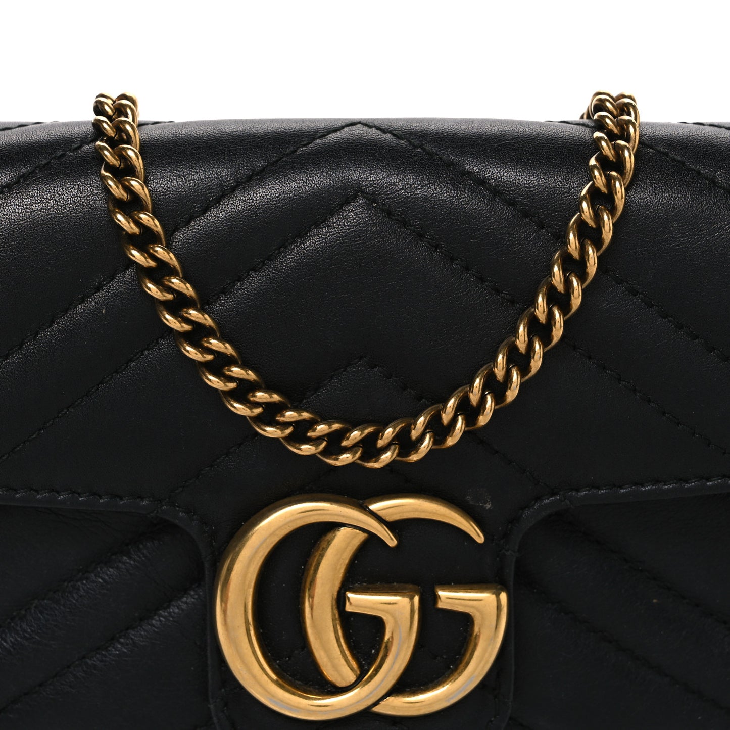 Calfskin Matelasse Super Mini GG Marmont Shoulder Bag Black