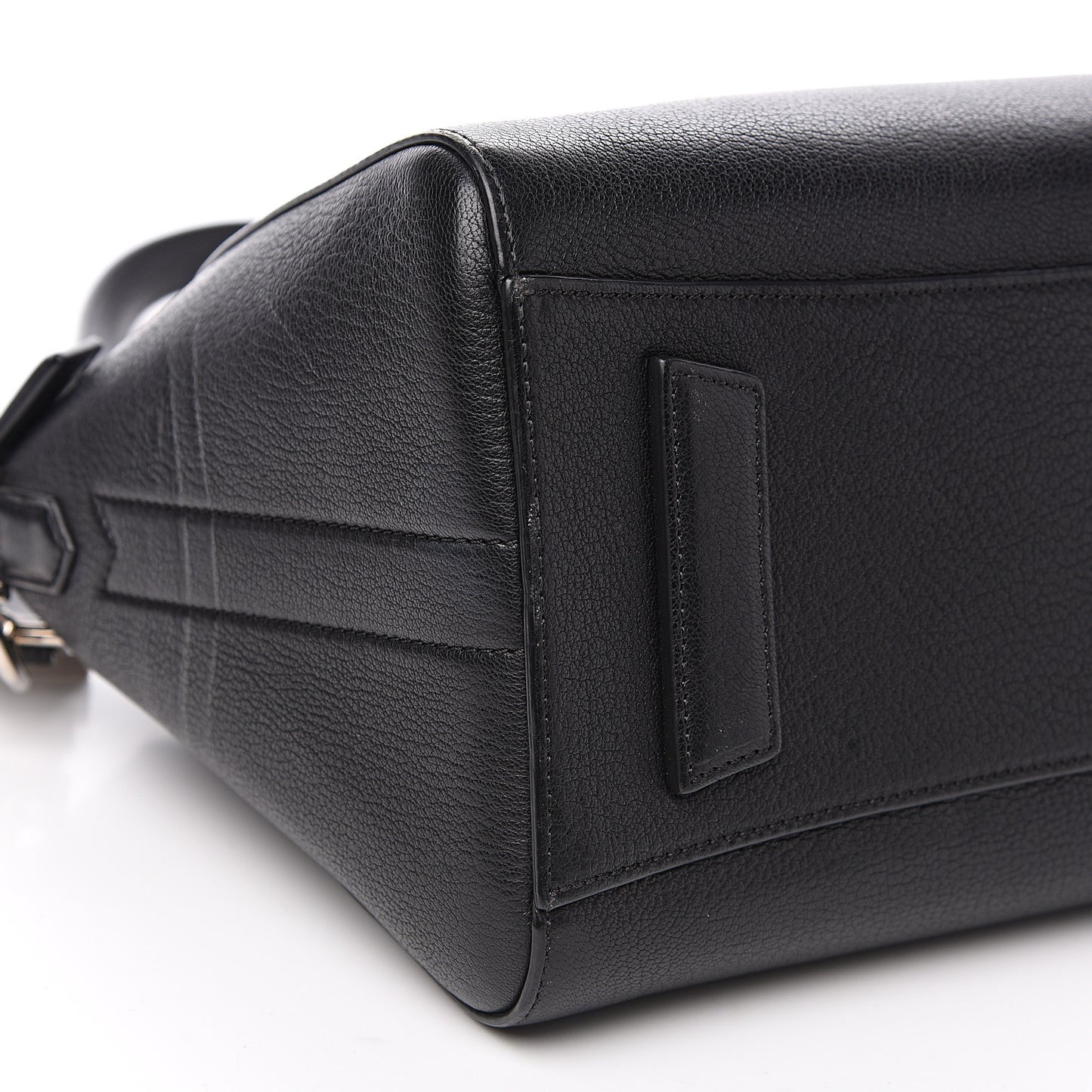 Sugar Goatskin Medium Antigona Black