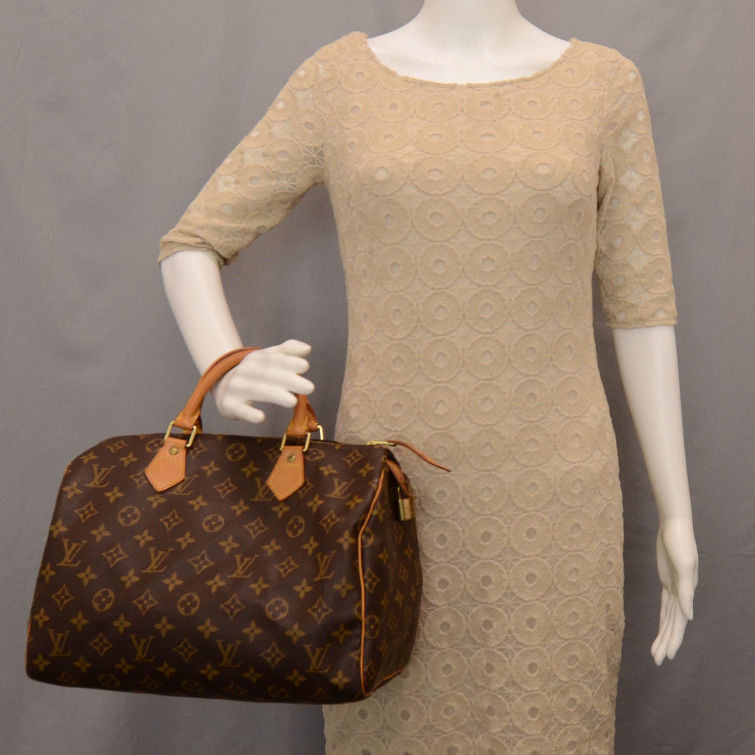 Louis Vuitton Monogram Speedy 30 2 of 7