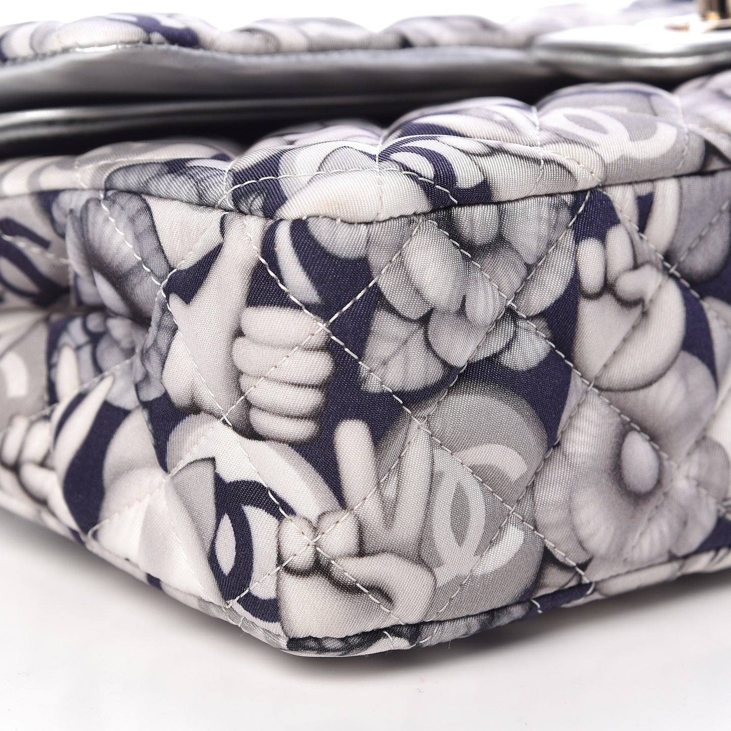 Nylon Quilted Medium Cat Emoticon Double Flap Navy Grey Ecru
