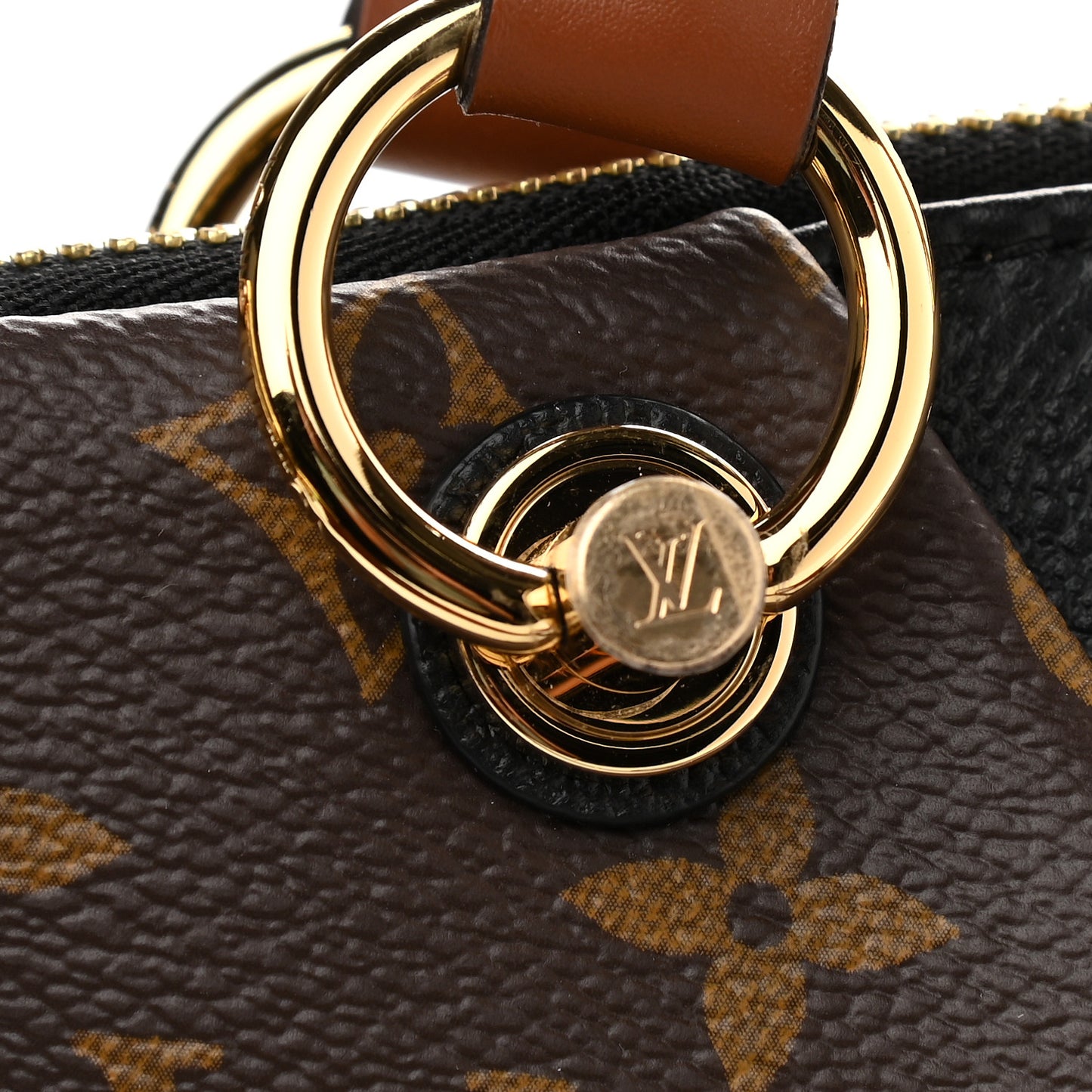 Monogram V Tote BB Black