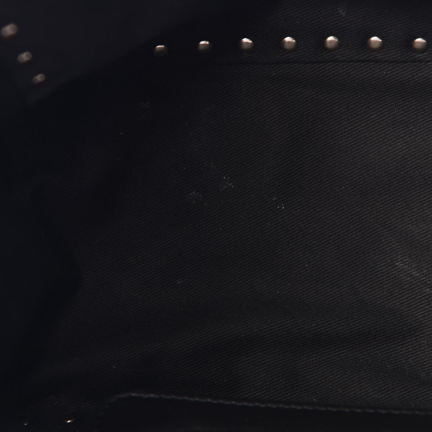 Vitello Medium Rockstud Tote Black