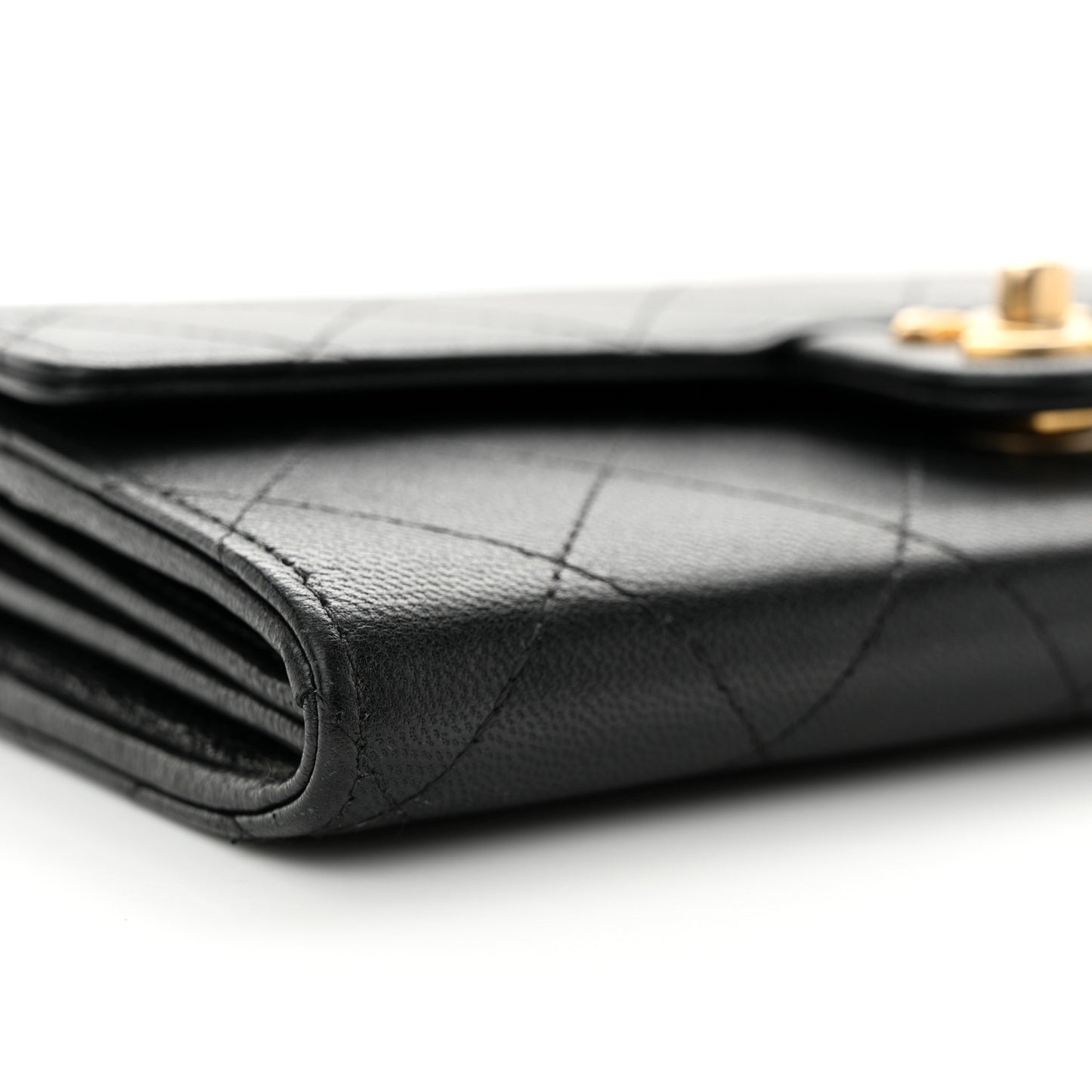 Lambskin Quilted Chic Pearls Clutch With Chain Black