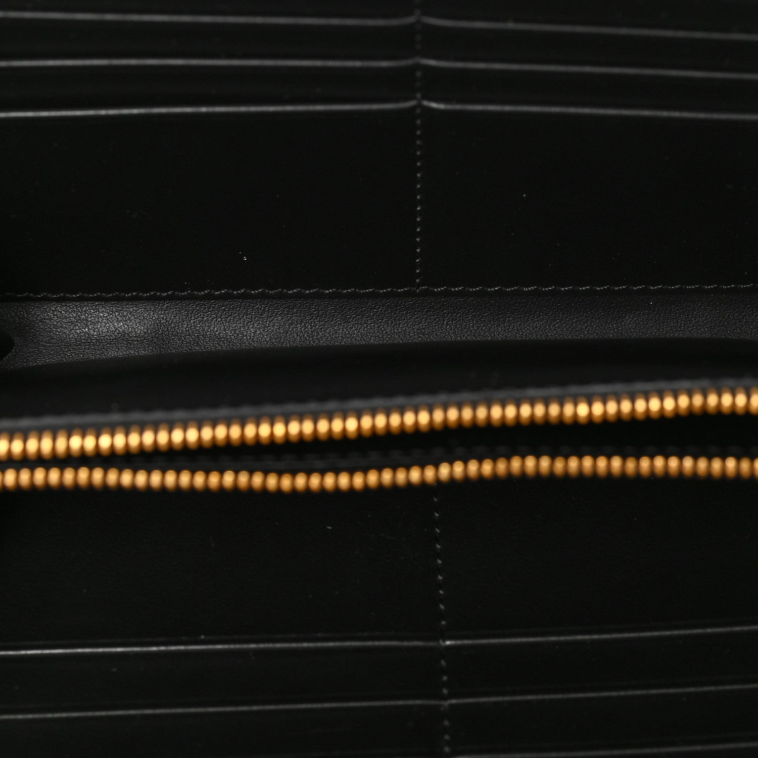 Tom Ford Calfskin Lizard Embossed TF Zip Around Wallet Black 5 of 6