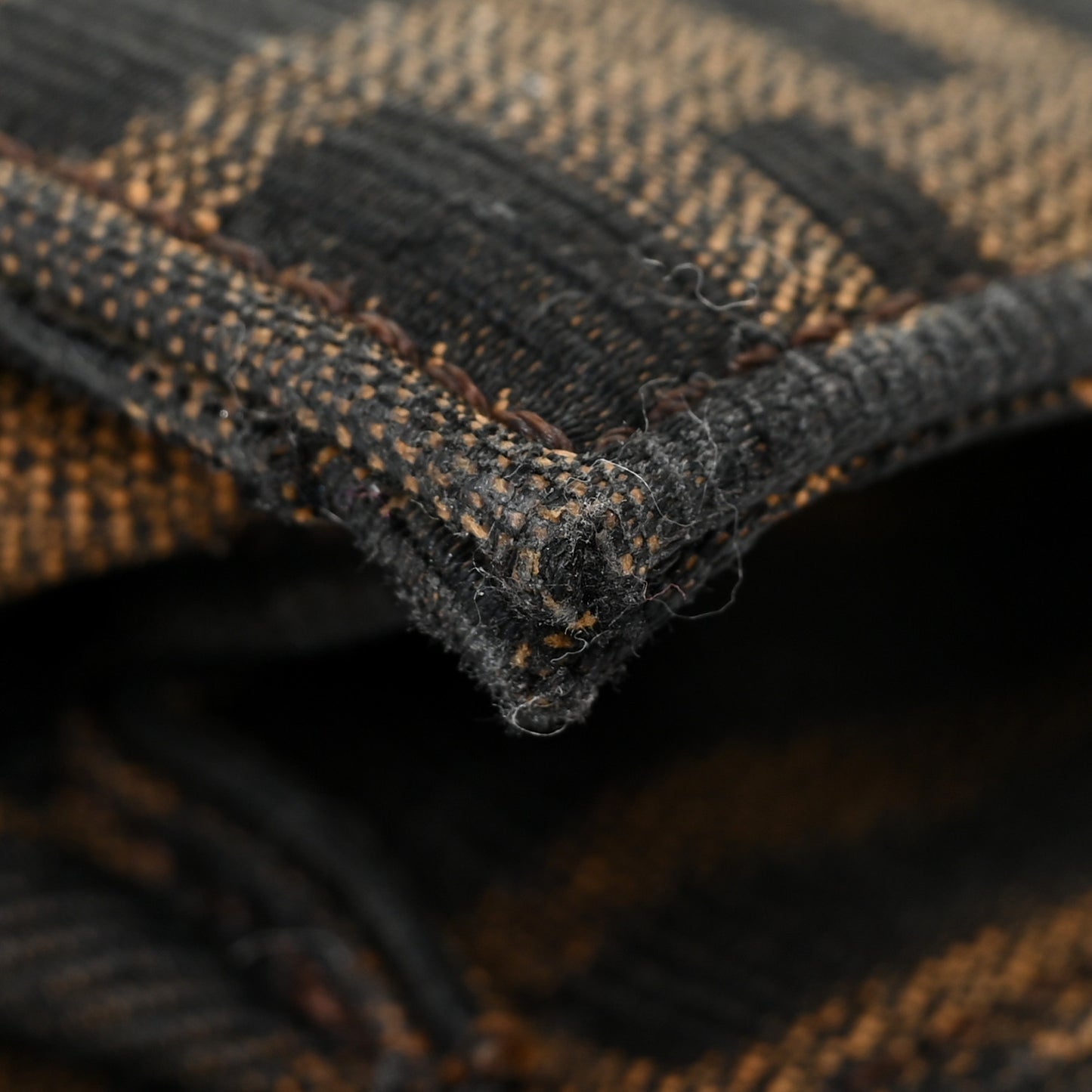 Zucca Calfskin Flap Clutch Tobacco Black