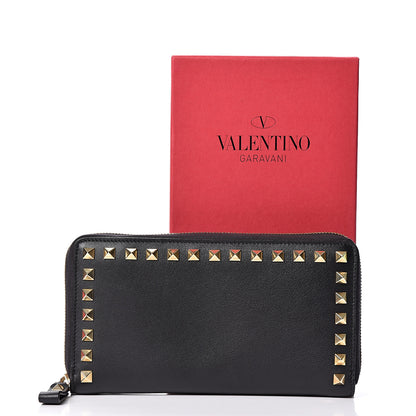 Valentino Garavani Calfskin Rockstud Zip Around Wallet Black 10 of 10