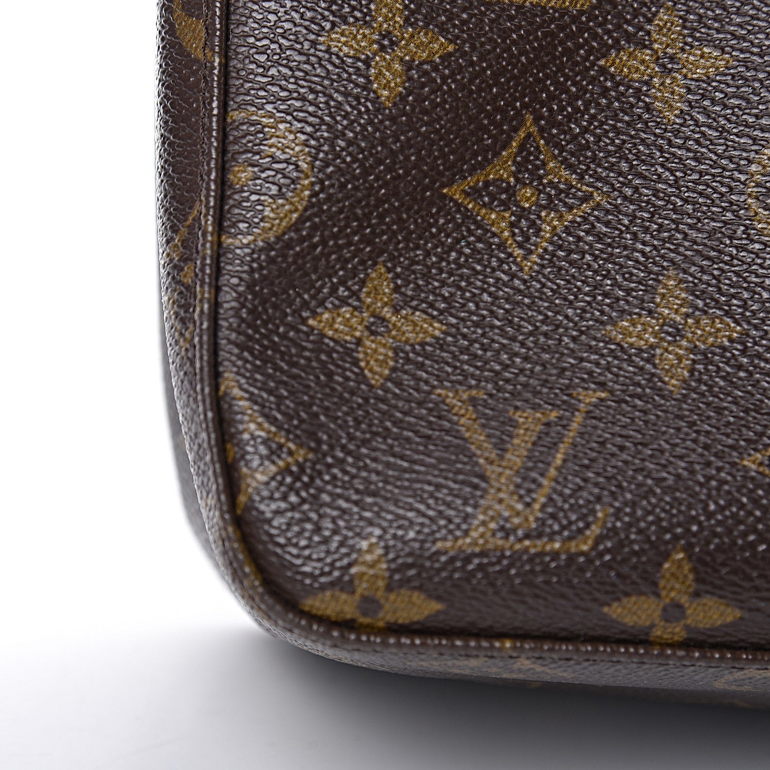 Louis Vuitton Monogram Looping MM 11 of 12
