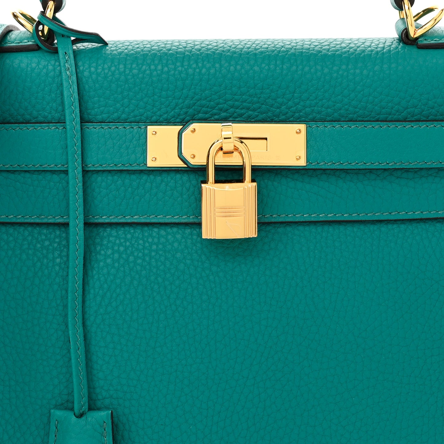 Taurillon Clemence Kelly Retourne 28 Bleu Paon