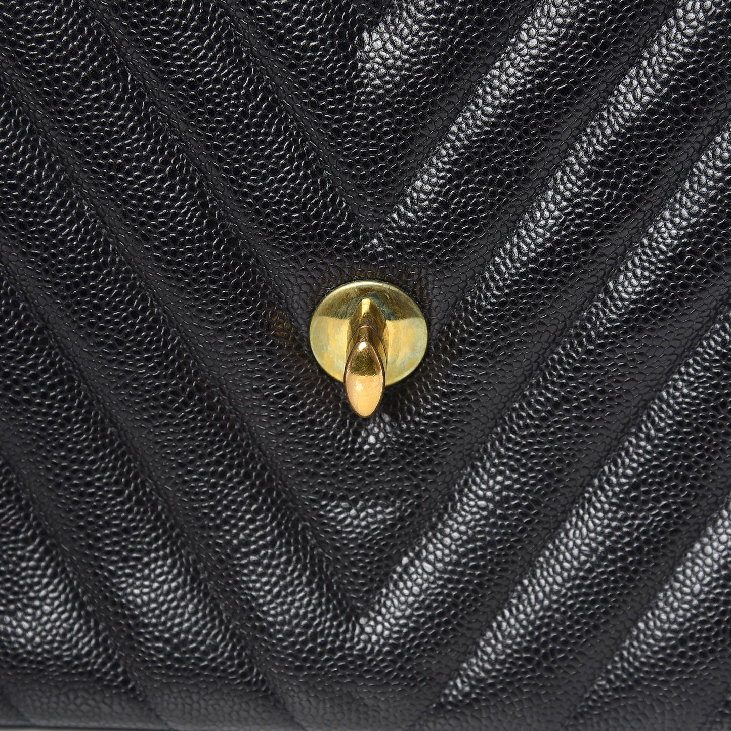 Caviar Chevron Quilted Maxi Single Flap Black
