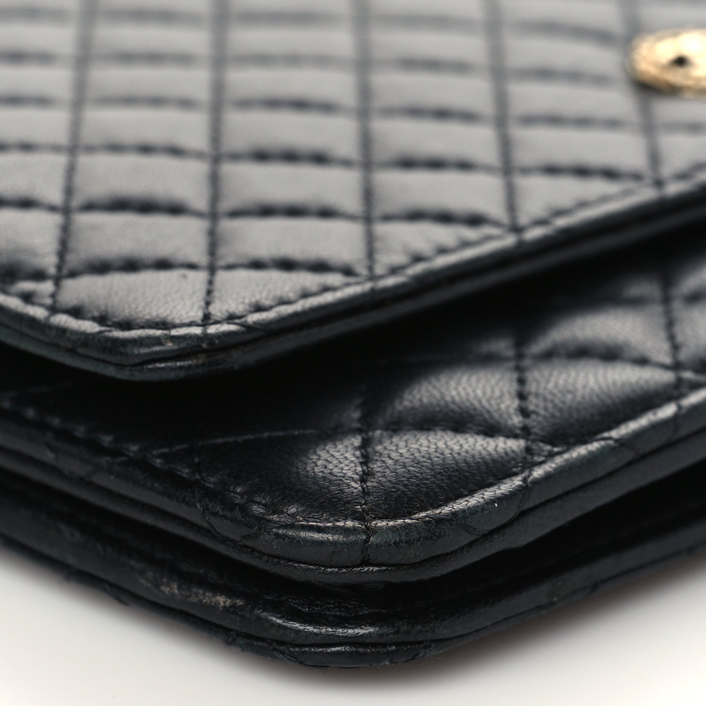 Lambskin Micro Quilted Wallet On Chain WOC Black