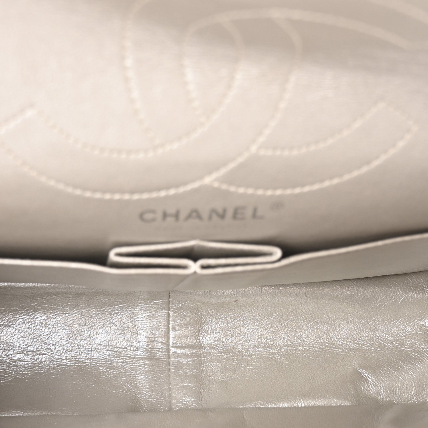 Chanel Metallic Lambskin Quilted 2.55 Reissue 226 Flap Silver 5 of 10