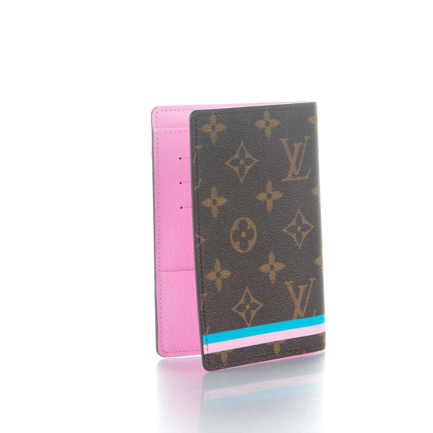 Louis Vuitton Monogram 2016 Christmas Animation Passport Cover Rose Ballerine 3 of 7