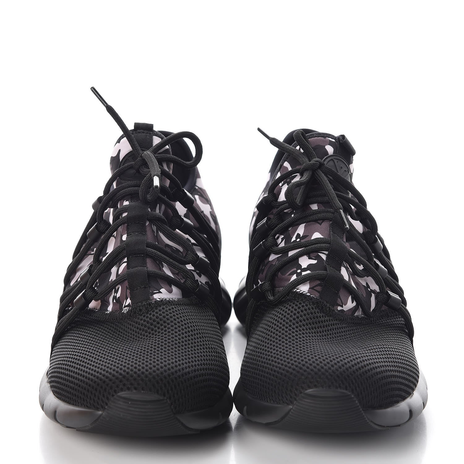 Louis Vuitton Neoprene Mesh Rubber Monogram Camo Fastlane Low Sneakers 9.5 Black 2 of 8