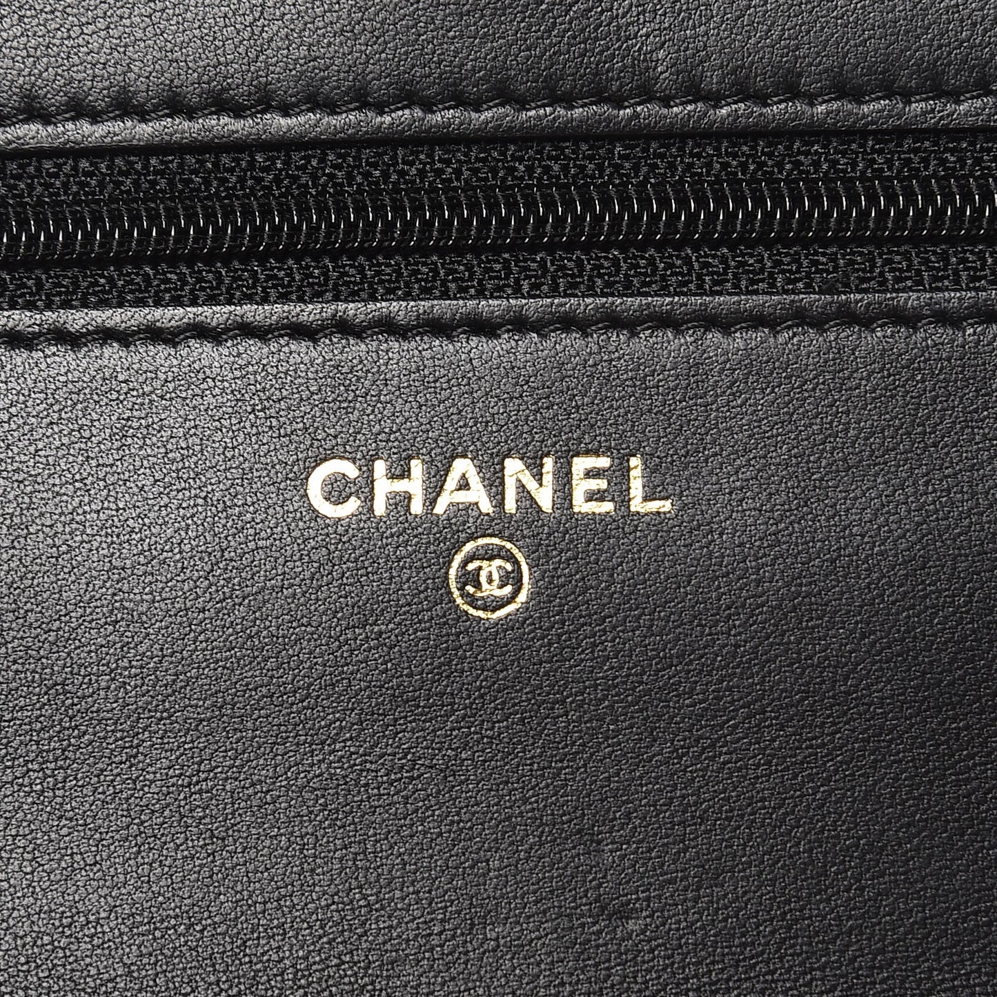 Lambskin Quilted Wallet On Chain WOC Black