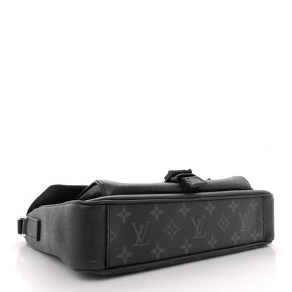 Louis Vuitton Taigarama Messengerama Black 4 of 9
