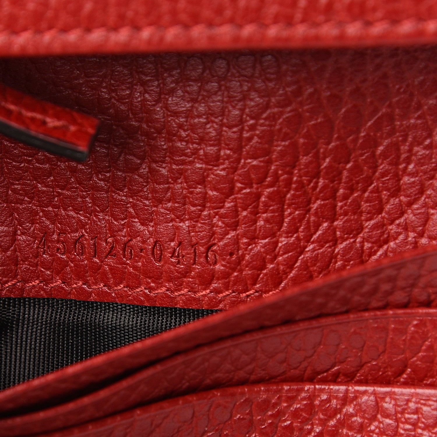 Gucci Pebbled Calfskin GG Marmont Card Case Hibiscus Red 5 of 5
