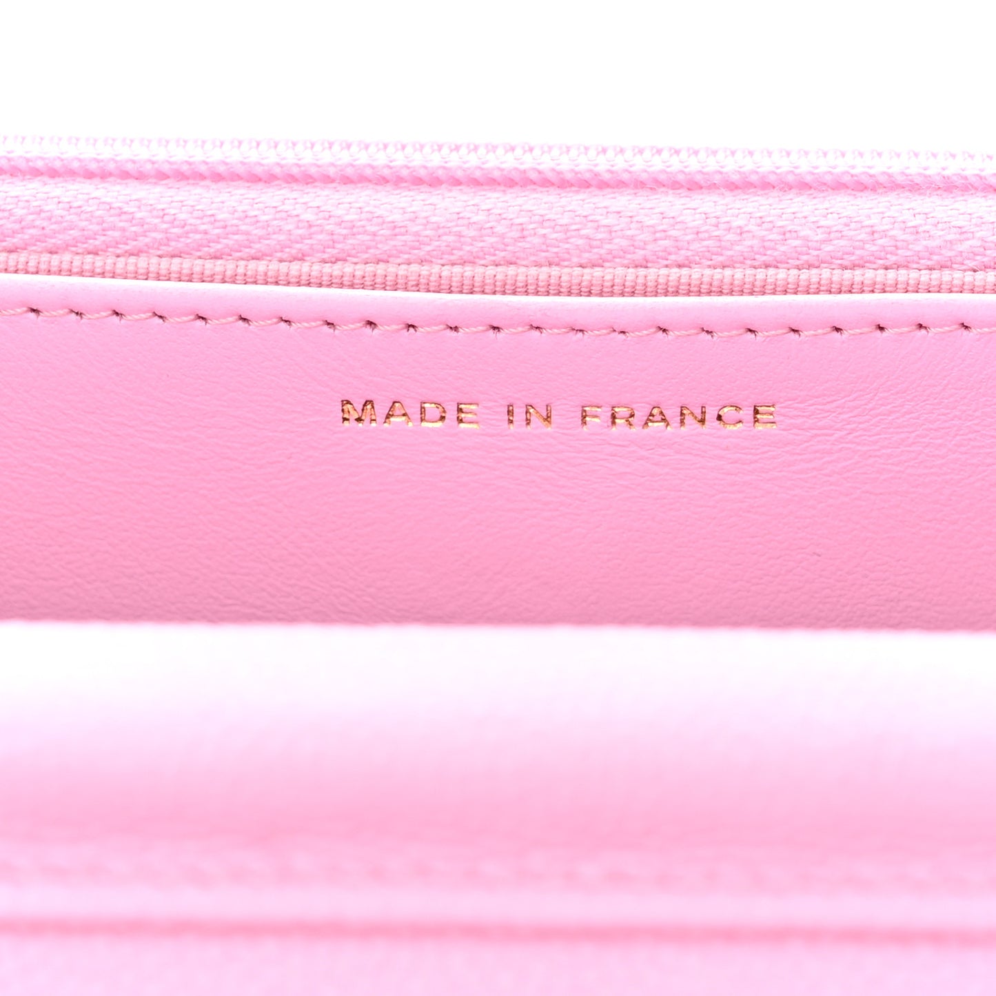Caviar Quilted Wallet On Chain WOC Pink