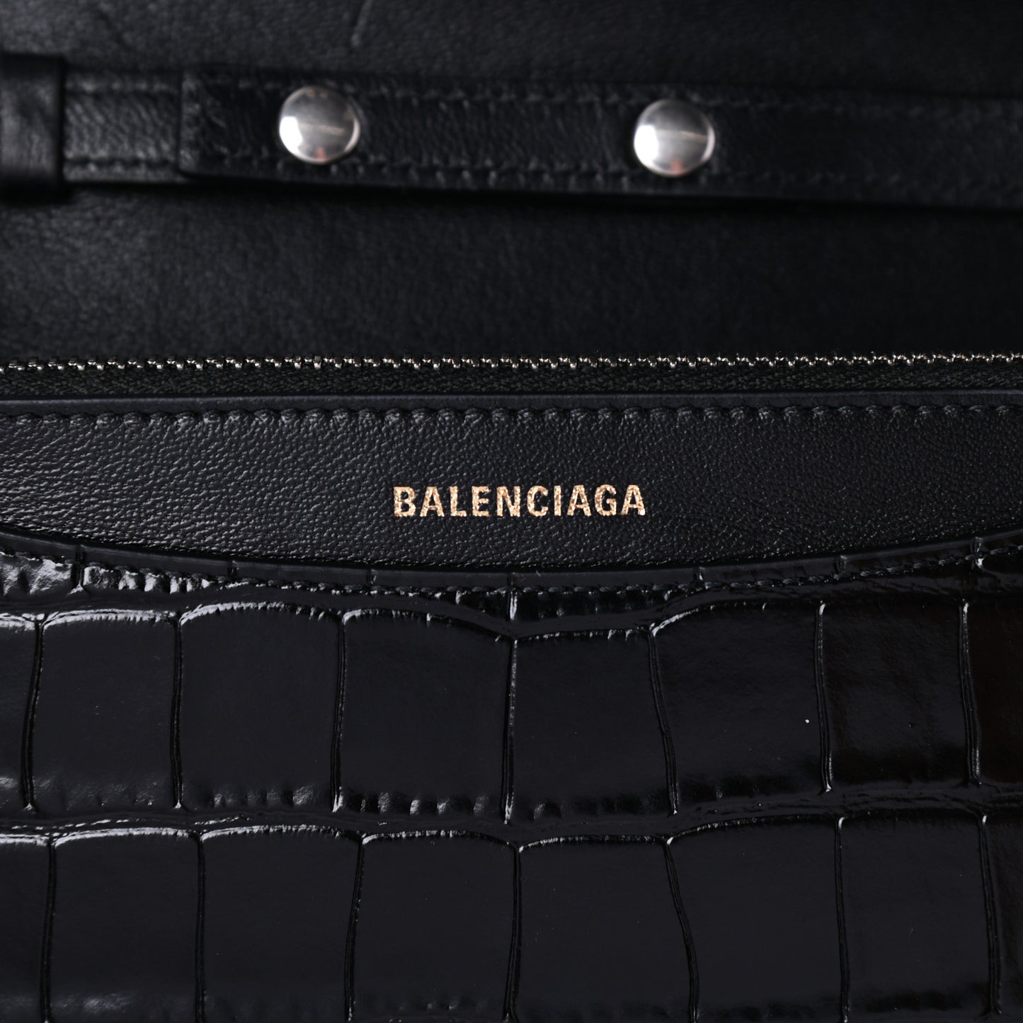 Shiny Calfskin Logo Crocodile Embossed Ville Wallet on Chain Black