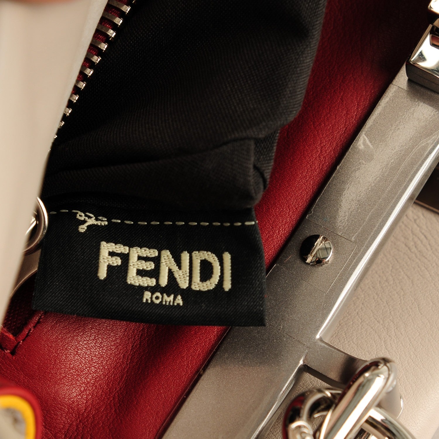 Fendi Vitello Seta Burro Medium Peekaboo Iconic Satchel Grigio Polvere Mattone 8 of 9