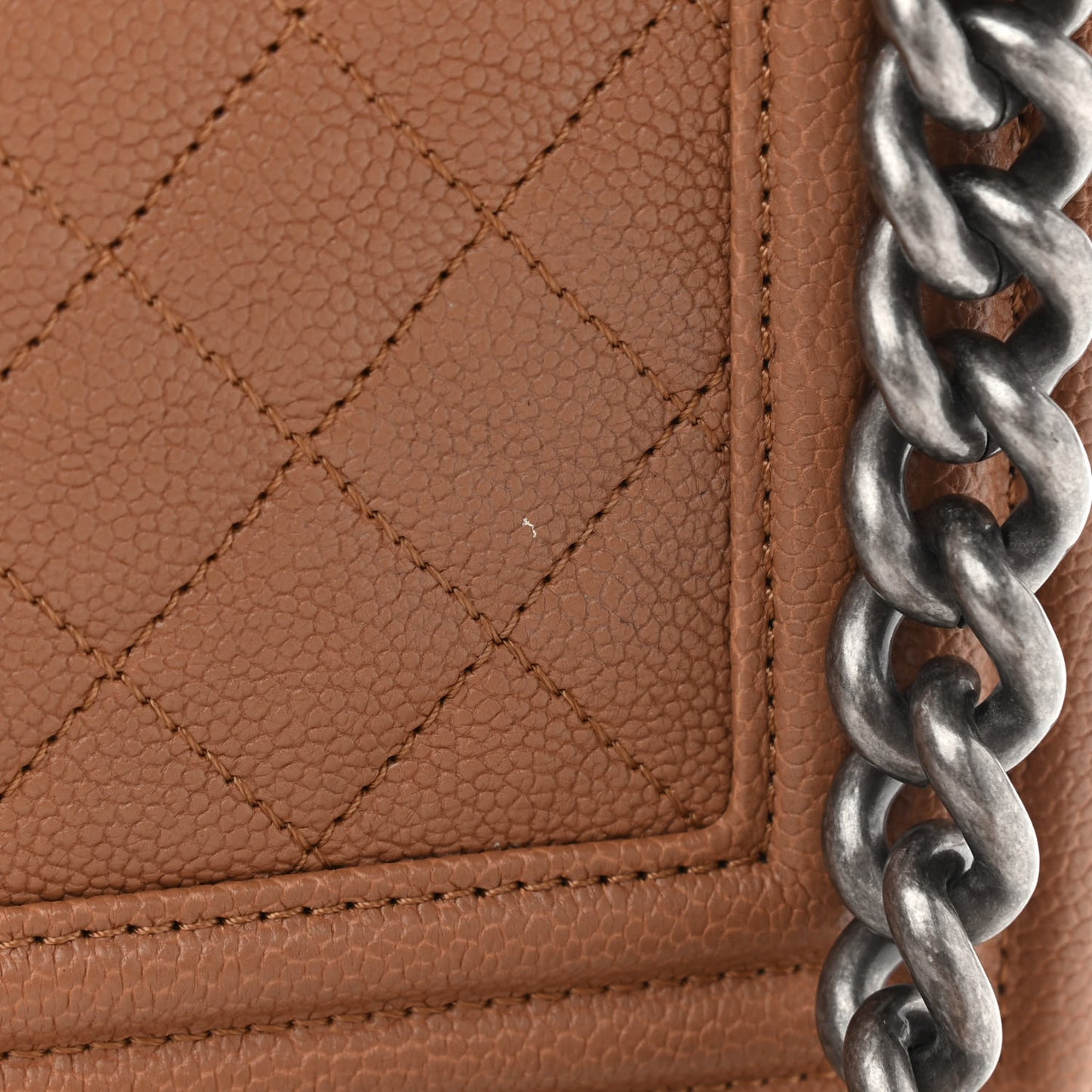 Caviar Quilted New Medium Boy Flap Camel