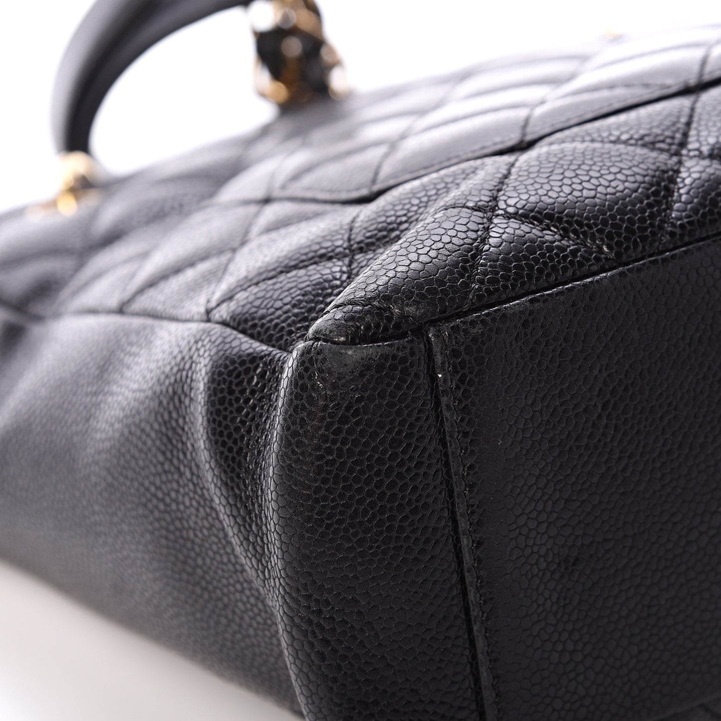 Caviar Quilted Petit Shopping Tote PST Black