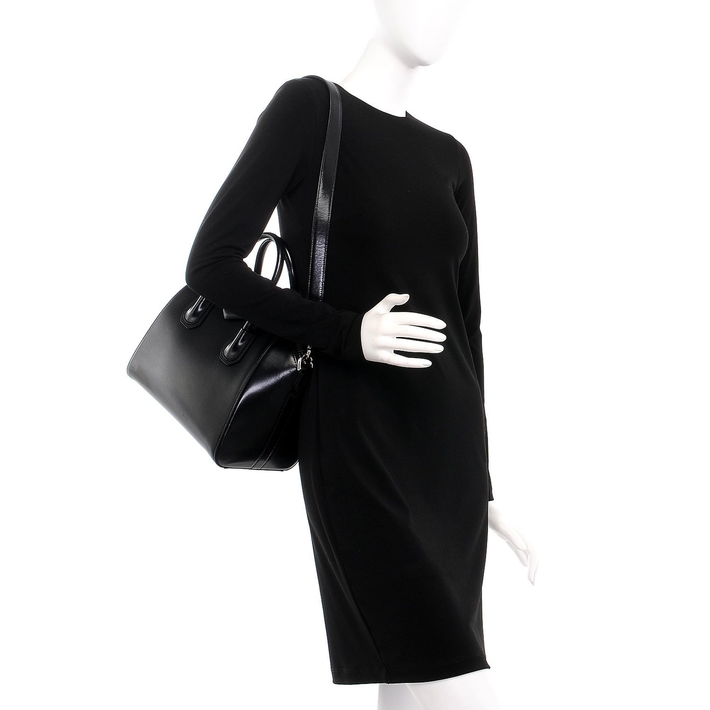 Shiny Lord Calfskin Small Antigona Black