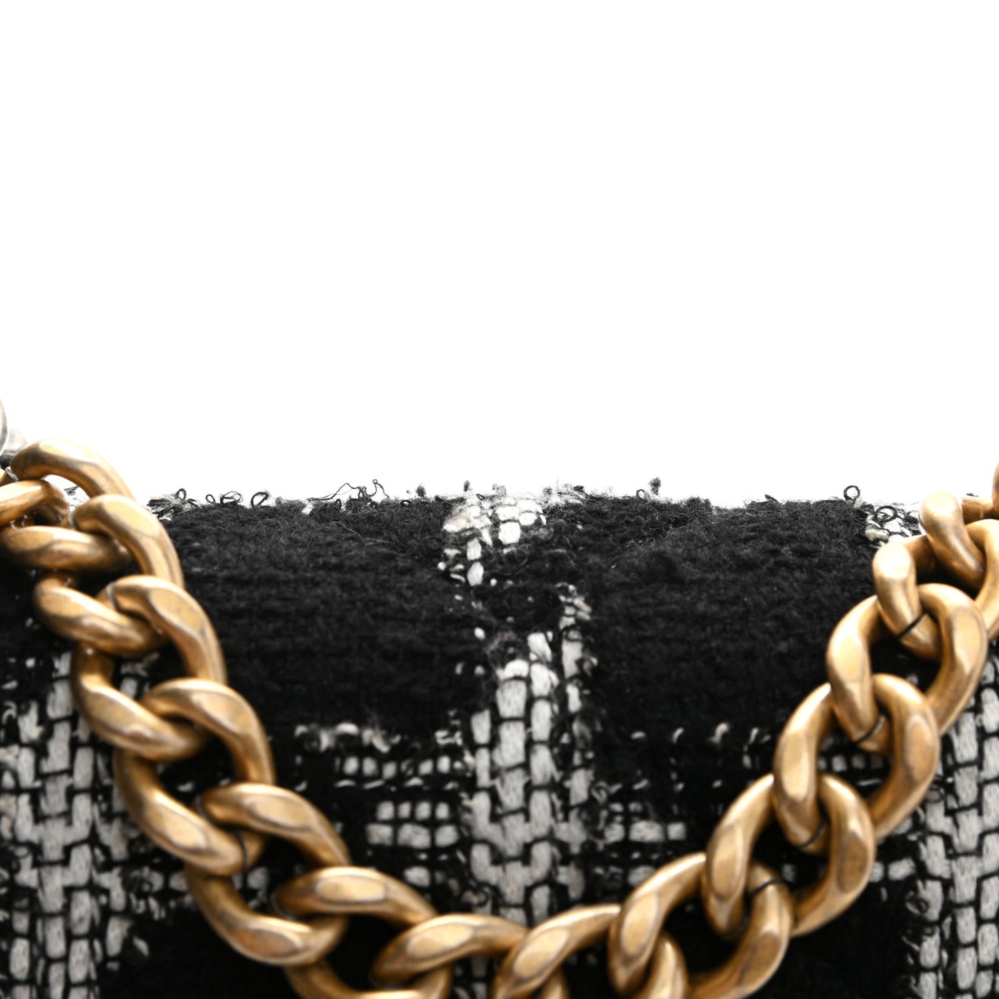 Tweed Quilted Medium Chanel 19 Flap Black White