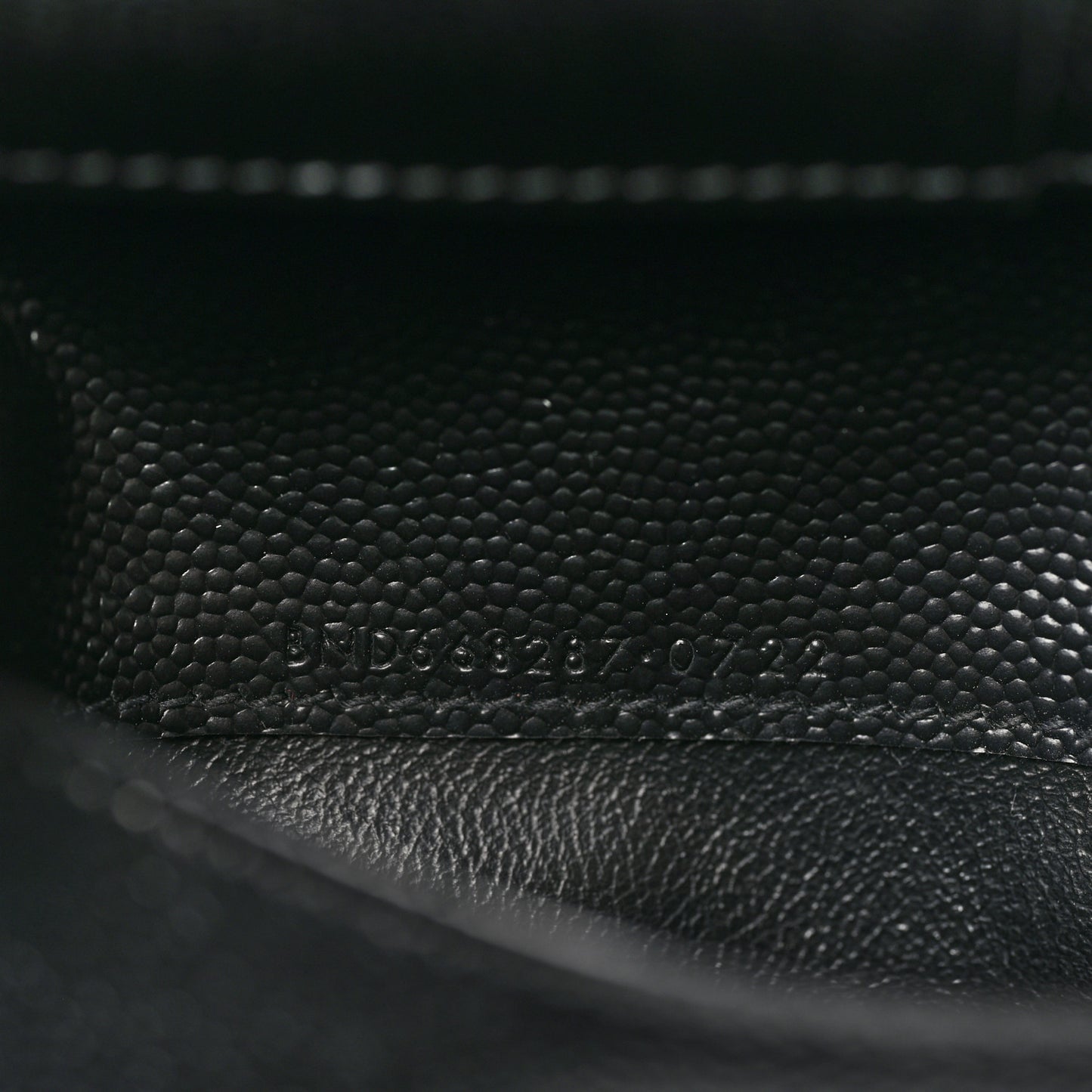 Grain De Poudre Matelasse Chevron Monogram Zipped Card Case Black
