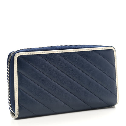 Gucci Vintage Effect Calfskin Matelasse Diagonal Torchon GG Marmont Zip Around Wallet Blue Agata Mystic White 3 of 8