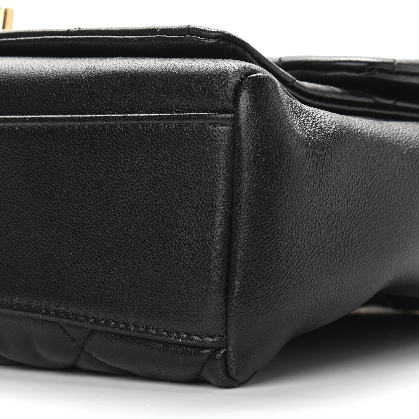 Lambskin Quilted Medium Chain Link Flap Bag Black