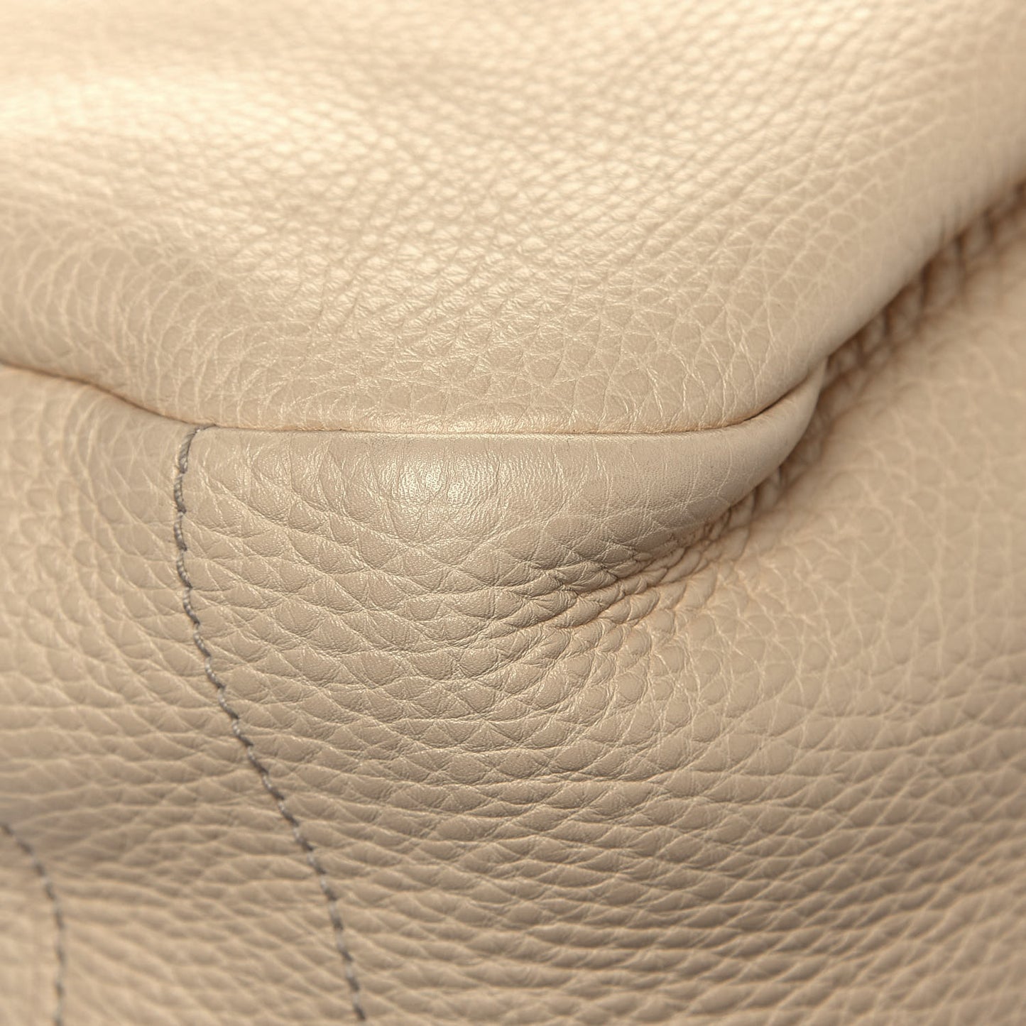 Vitello Daino Hobo Sabbia