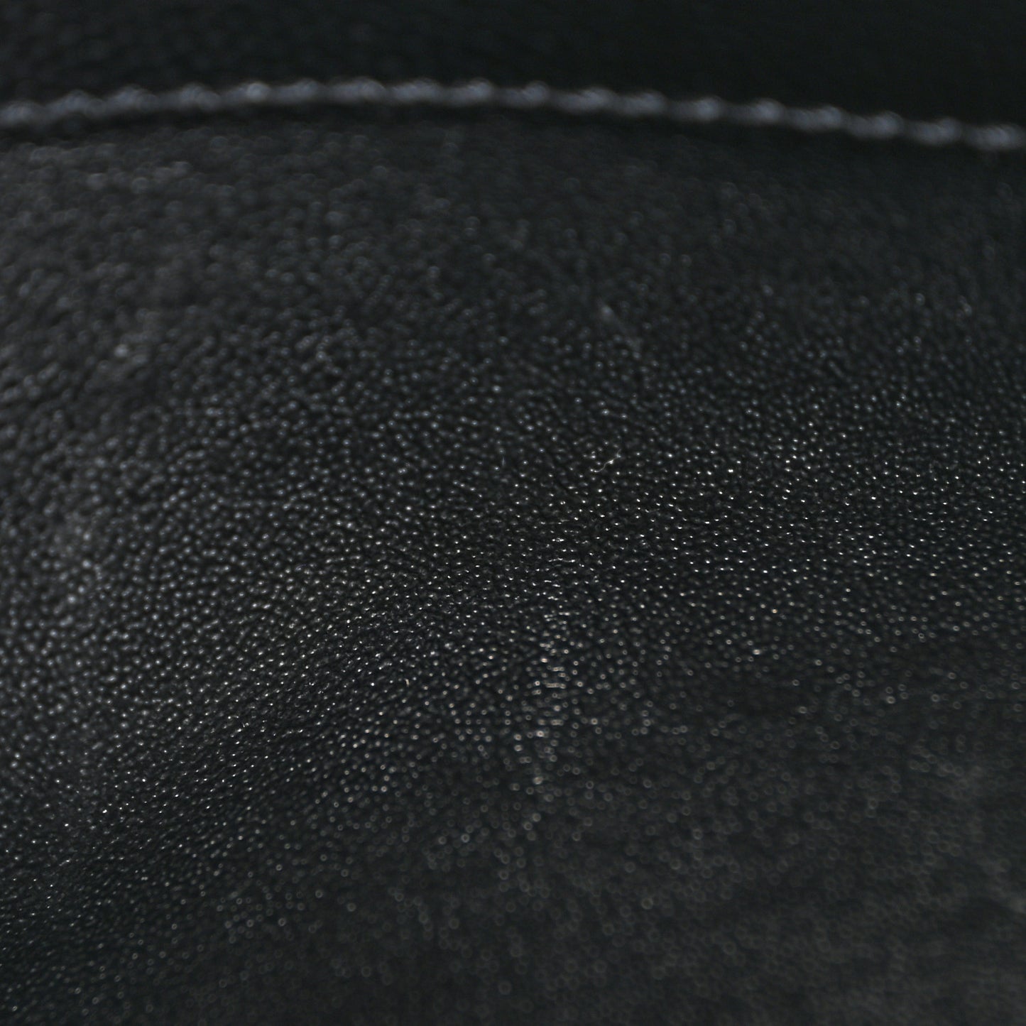 Grain De Poudre Matelasse Chevron Monogram Chain Wallet Black