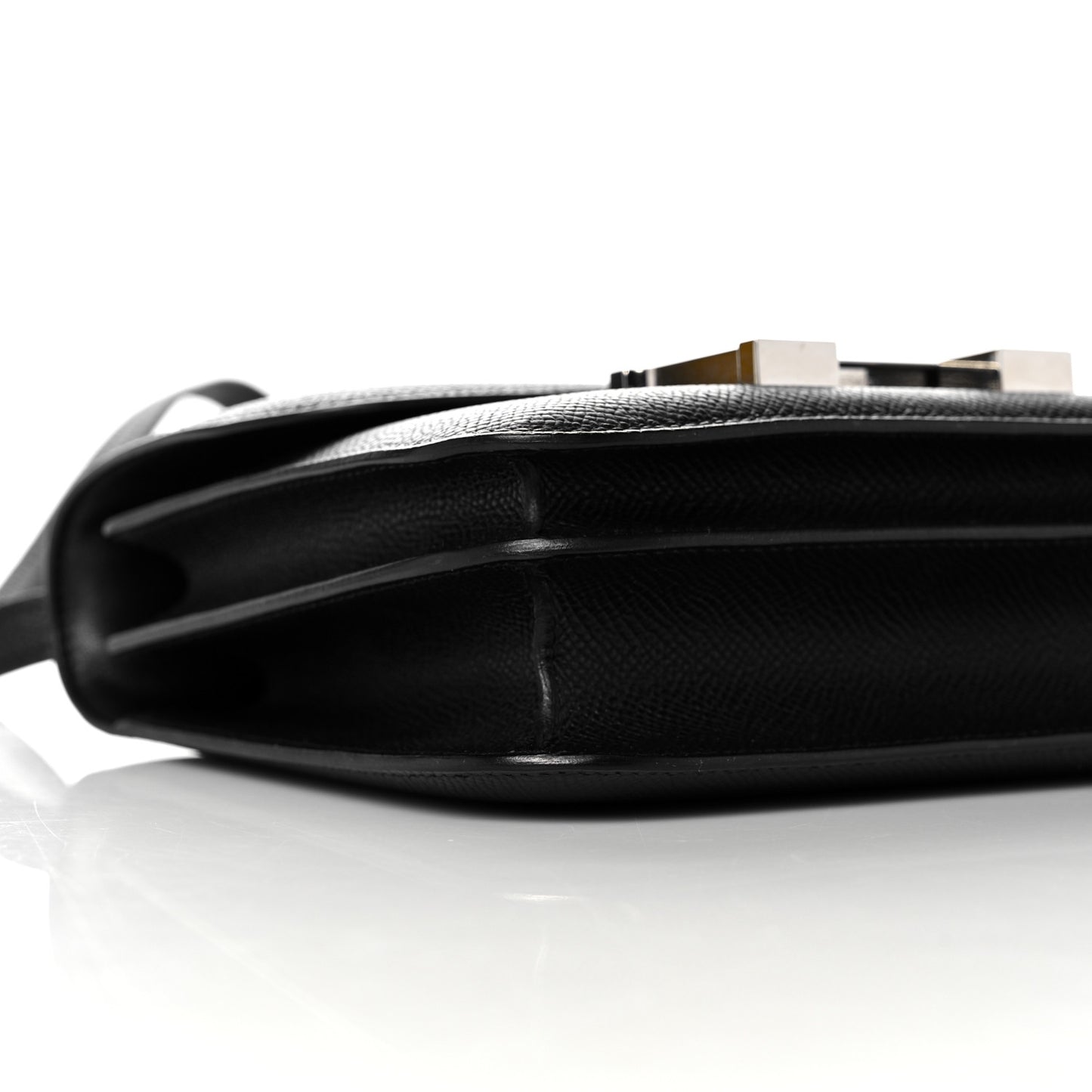 Epsom Constance 18 Black