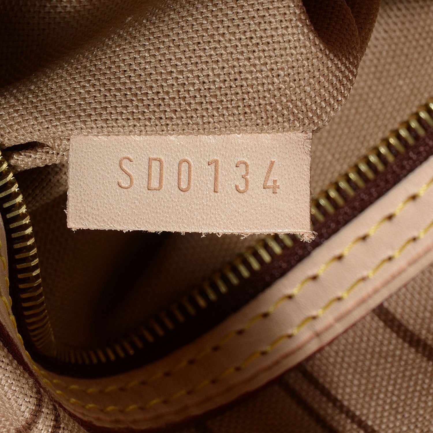 Louis Vuitton Monogram Delightful MM 8 of 10