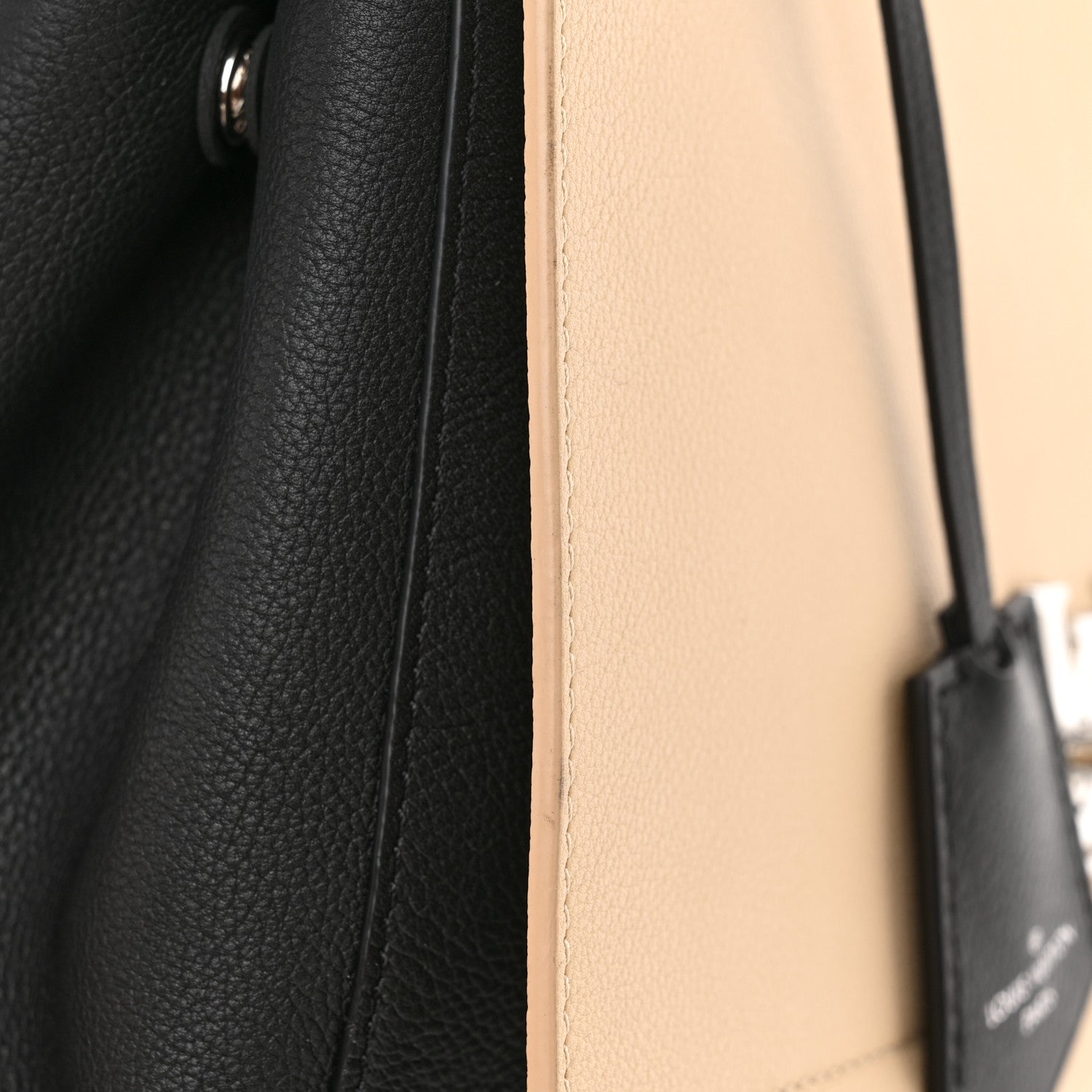 Louis Vuitton Soft Calfskin Lockme II Top Handle Vanille Black 11 of 13