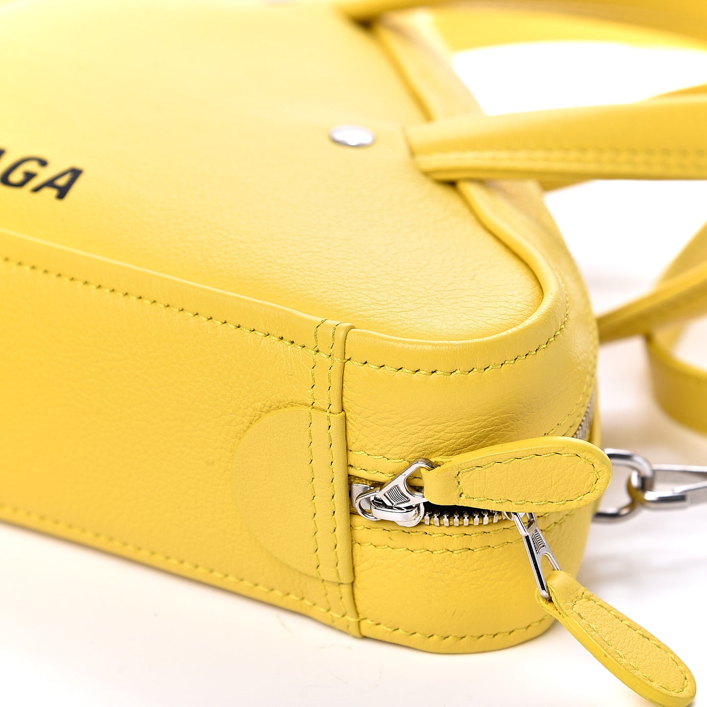 Shiny Day Calfskin Logo XS Triangle Duffle Jaune Black