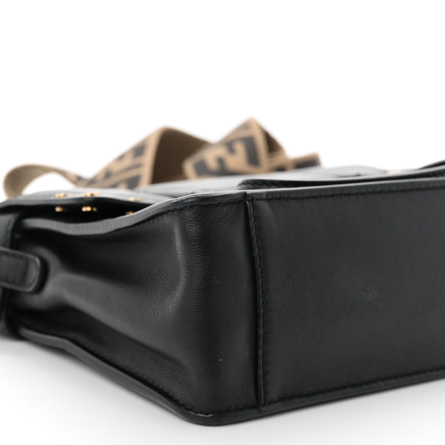 Vitello Grace Matte Small Flip Tote Black