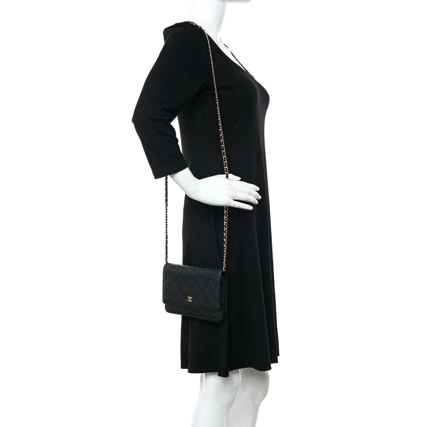 Caviar Quilted Wallet on Chain WOC Black
