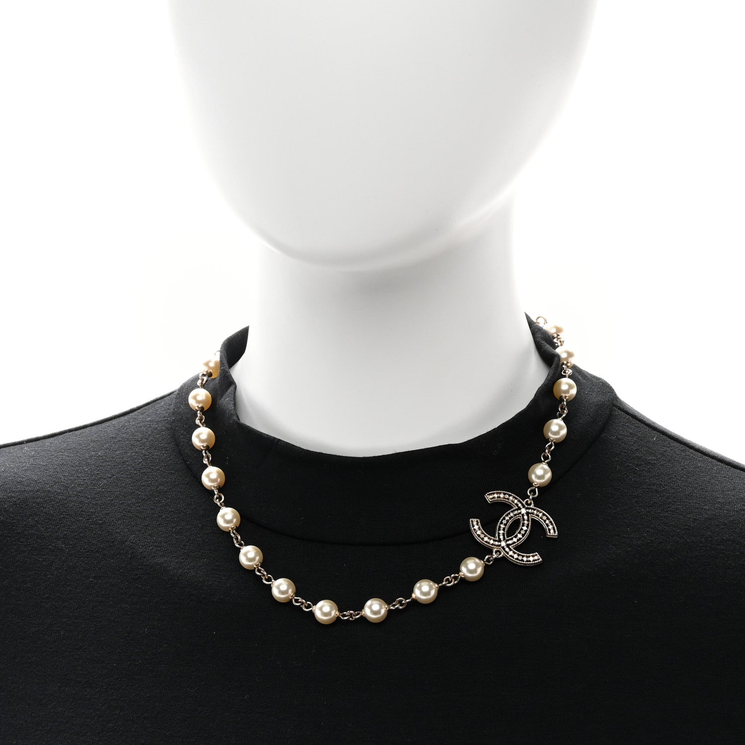 Chanel Pearl CC Short Necklace Gold 2 of 4